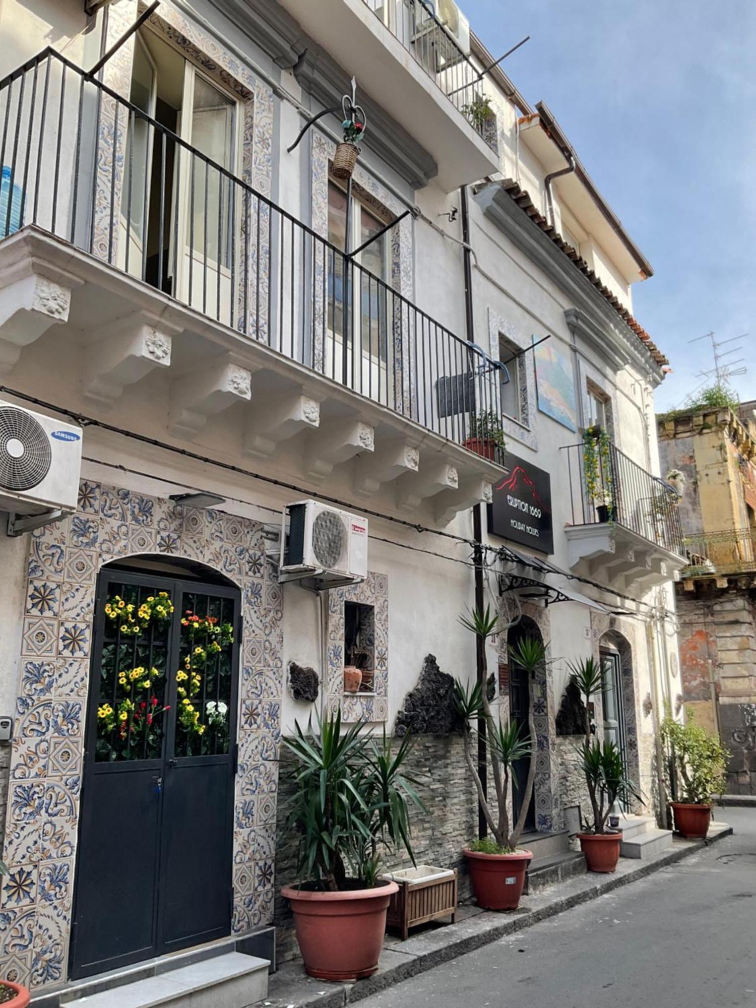 Eruption1669 Apartment Catania Ngoại thất bức ảnh
