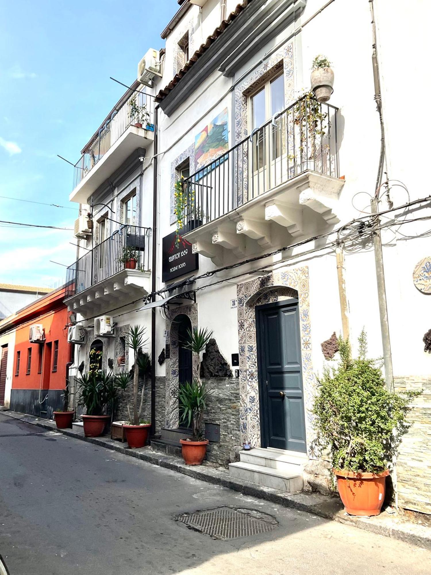 Eruption1669 Apartment Catania Ngoại thất bức ảnh